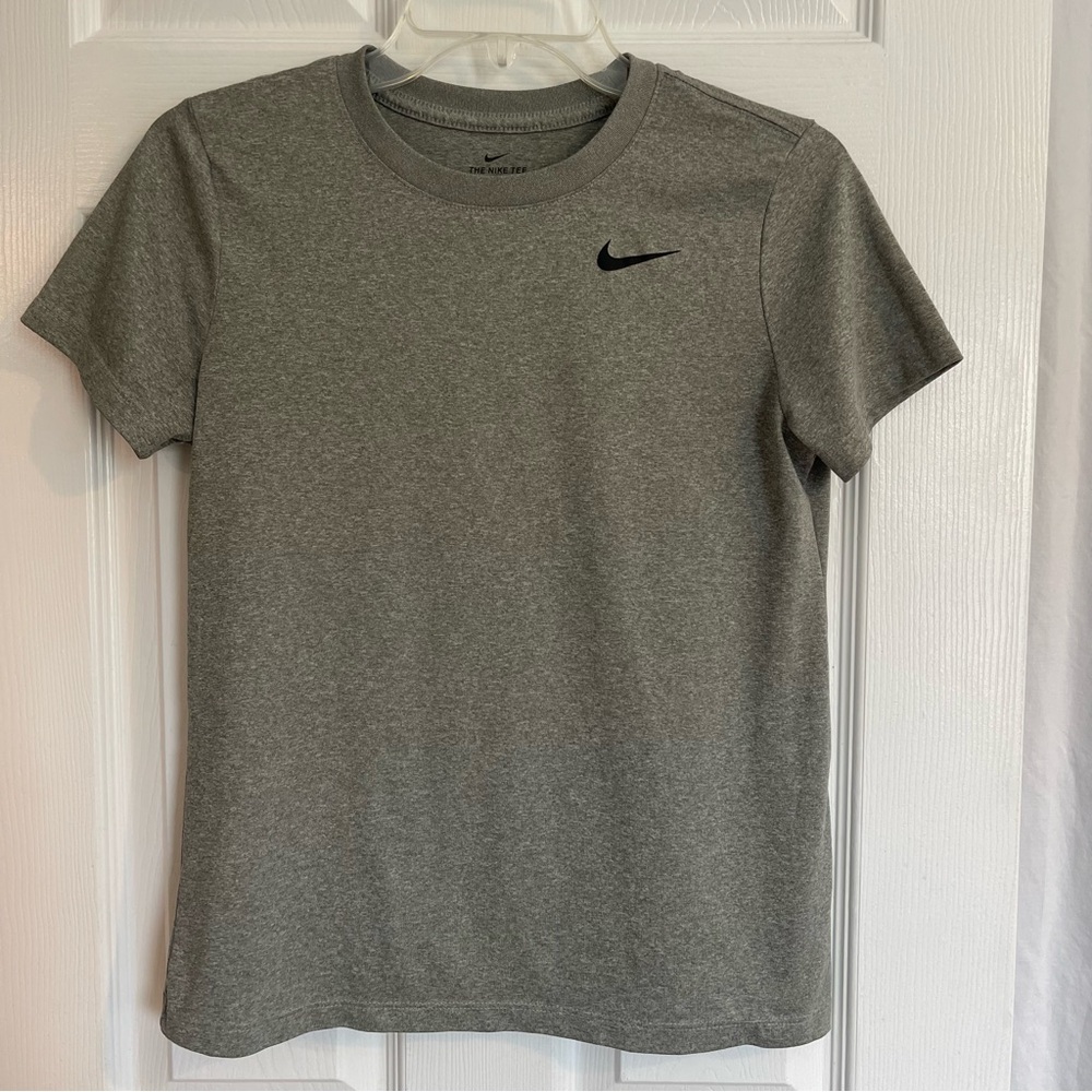 Nike Dri-FIT Boy's M Athletic Tshirt Short Sleeve Athleisure Sports Activewear